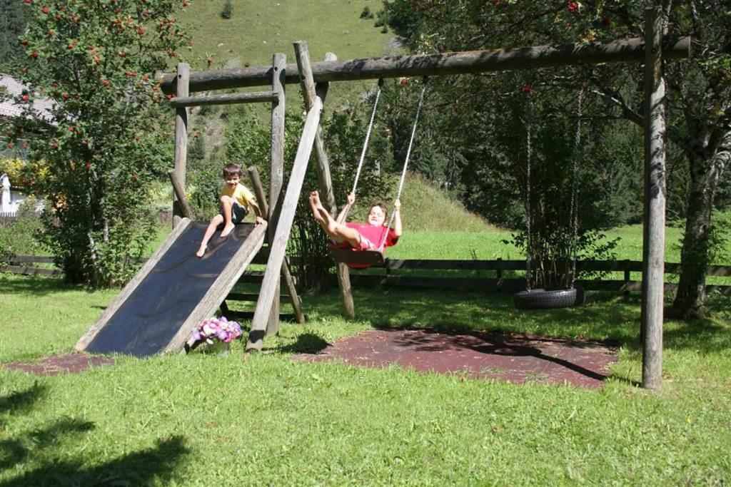 Landhaus Heidi Partenen Bagian luar foto