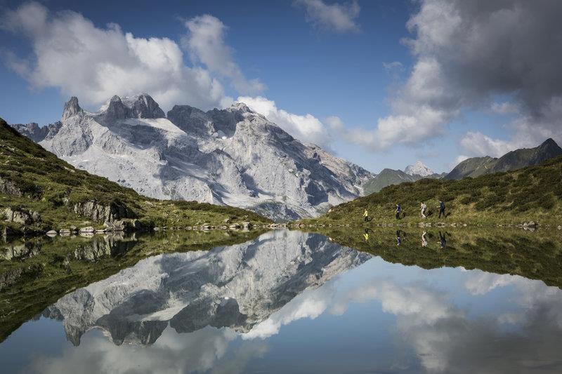 Landhaus Heidi Partenen Bagian luar foto