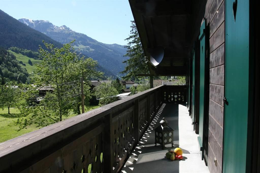 Landhaus Heidi Partenen Bagian luar foto